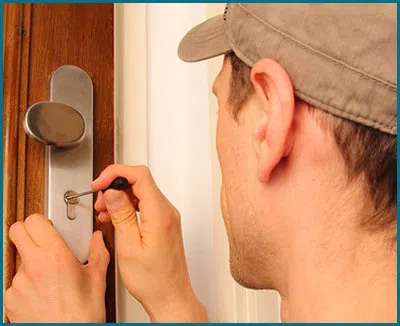 Father Son Locksmith Shop Louisville, KY 502-610-1000 - 65-6